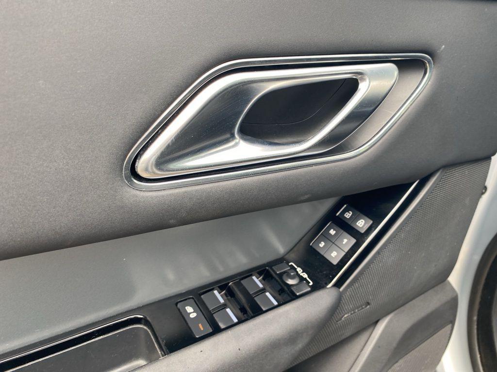used 2024 Land Rover Range Rover Velar car, priced at $38,423