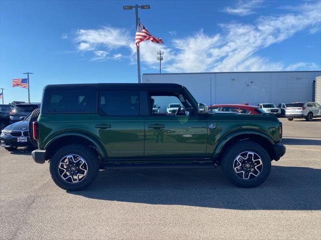 new 2024 Ford Bronco car, priced at $53,039