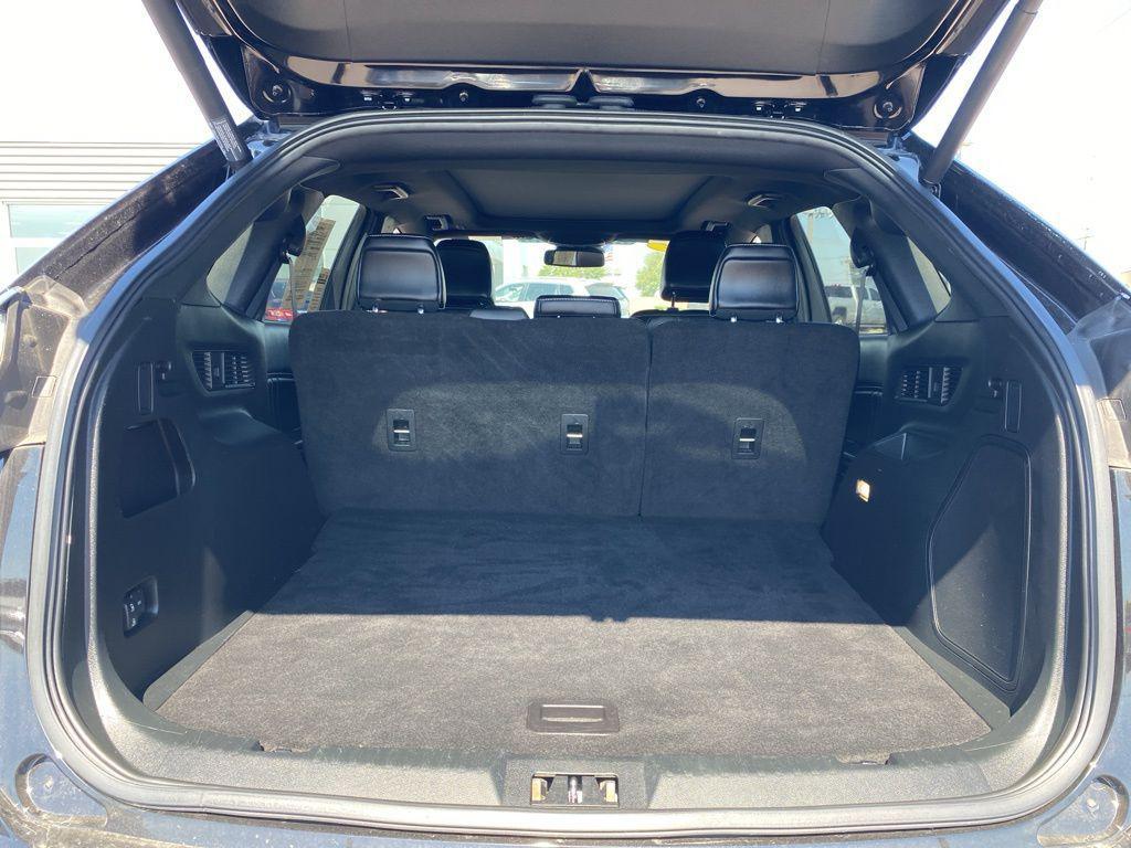 used 2022 Ford Edge car, priced at $28,597