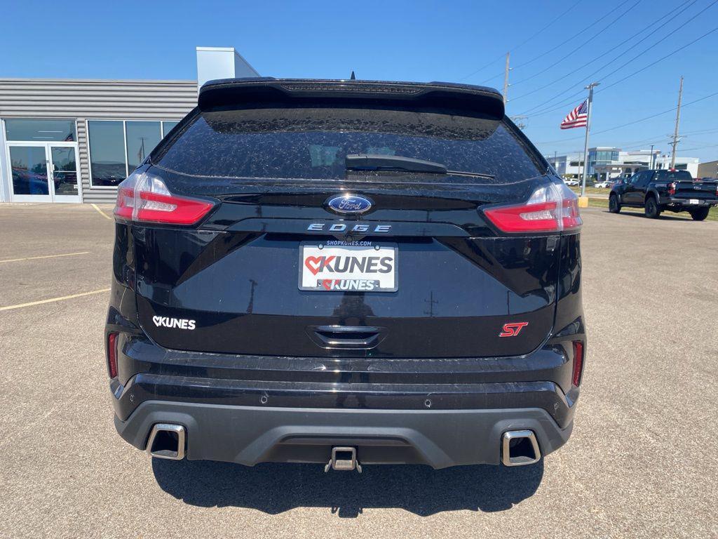 used 2022 Ford Edge car, priced at $28,597