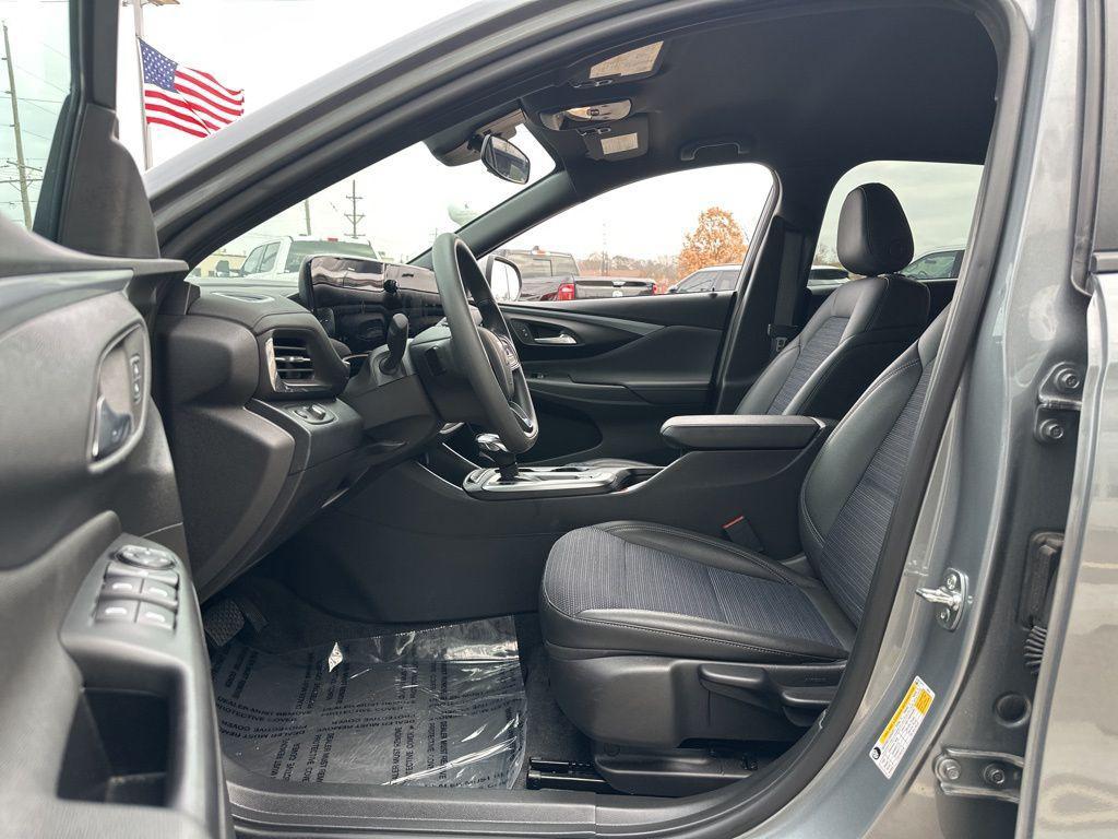 used 2025 Buick Envista car, priced at $21,995