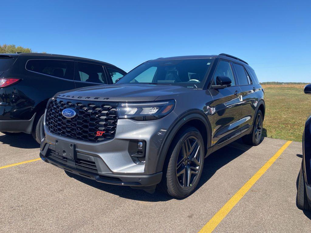 used 2023 Ford Explorer car, priced at $27,628