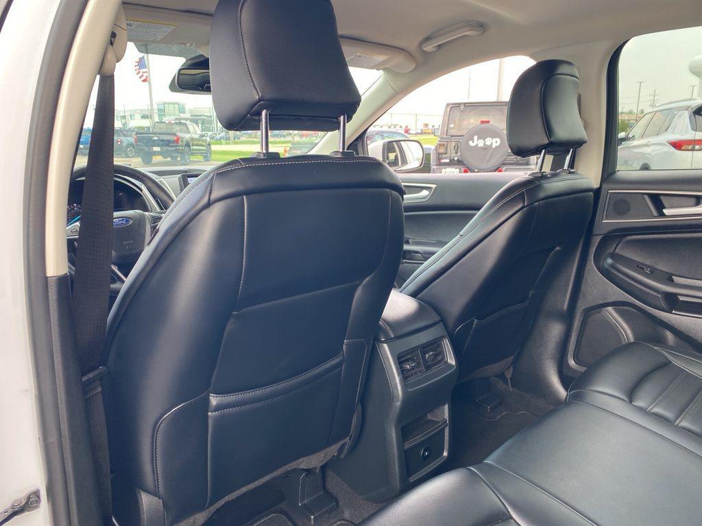 used 2024 Ford Edge car, priced at $25,990