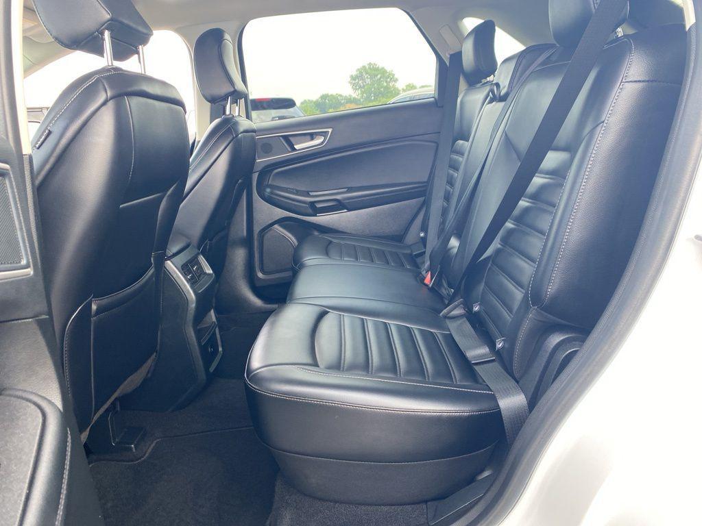 used 2024 Ford Edge car, priced at $25,990