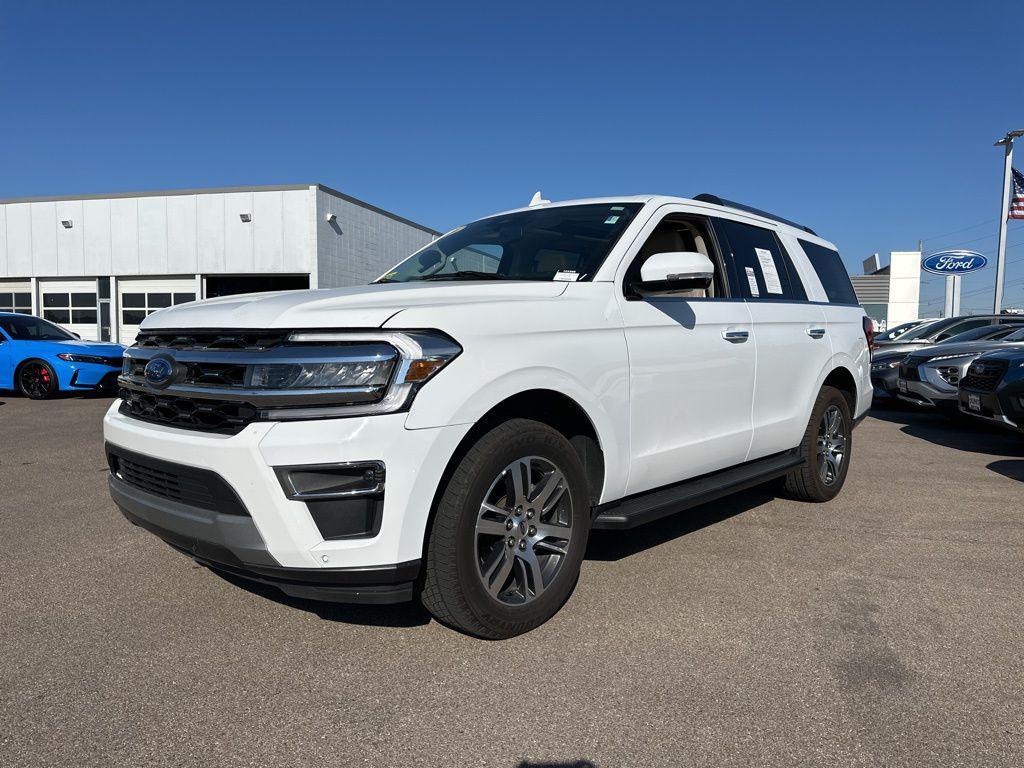 used 2024 Ford Expedition car, priced at $50,602