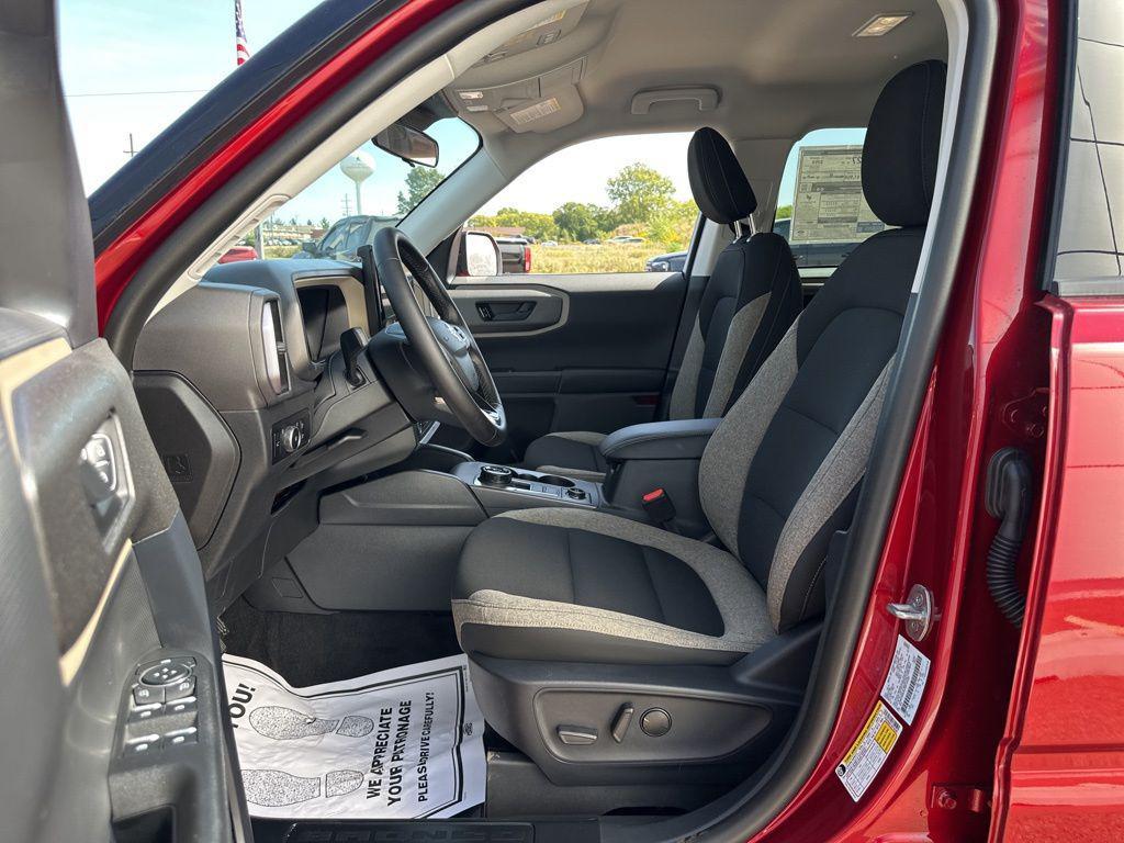 new 2025 Ford Bronco Sport car, priced at $35,180