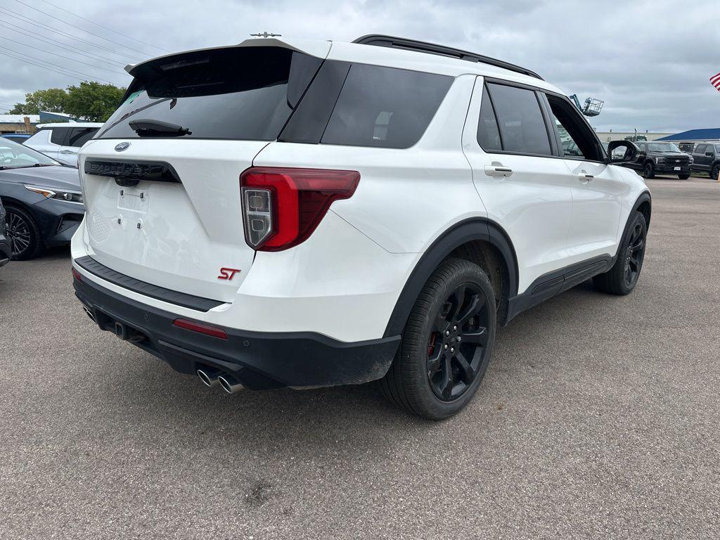 used 2022 Ford Explorer car
