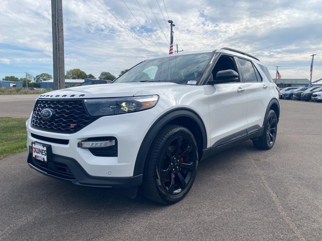 used 2022 Ford Explorer car, priced at $38,296