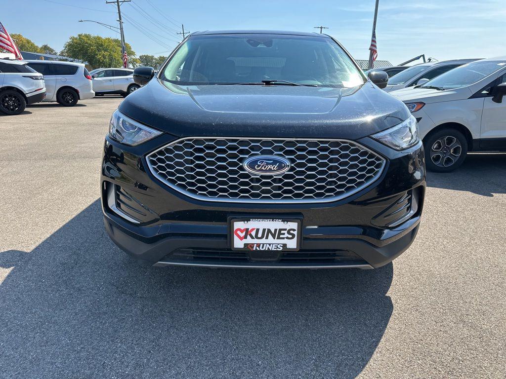used 2024 Ford Edge car, priced at $25,576