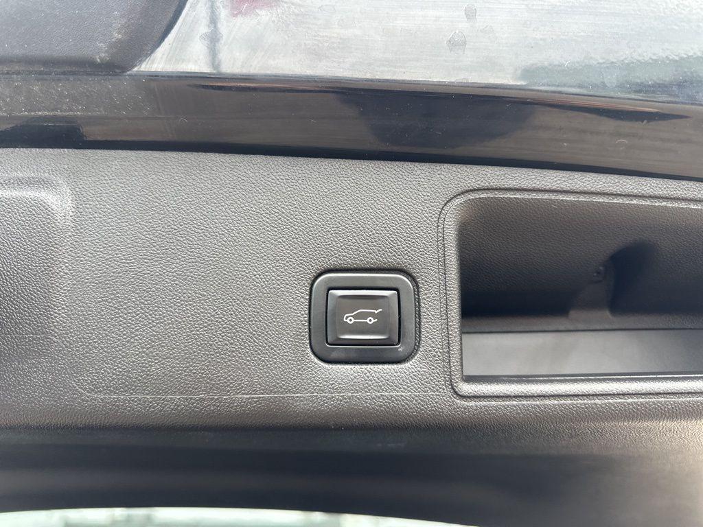 used 2022 GMC Terrain car, priced at $22,636