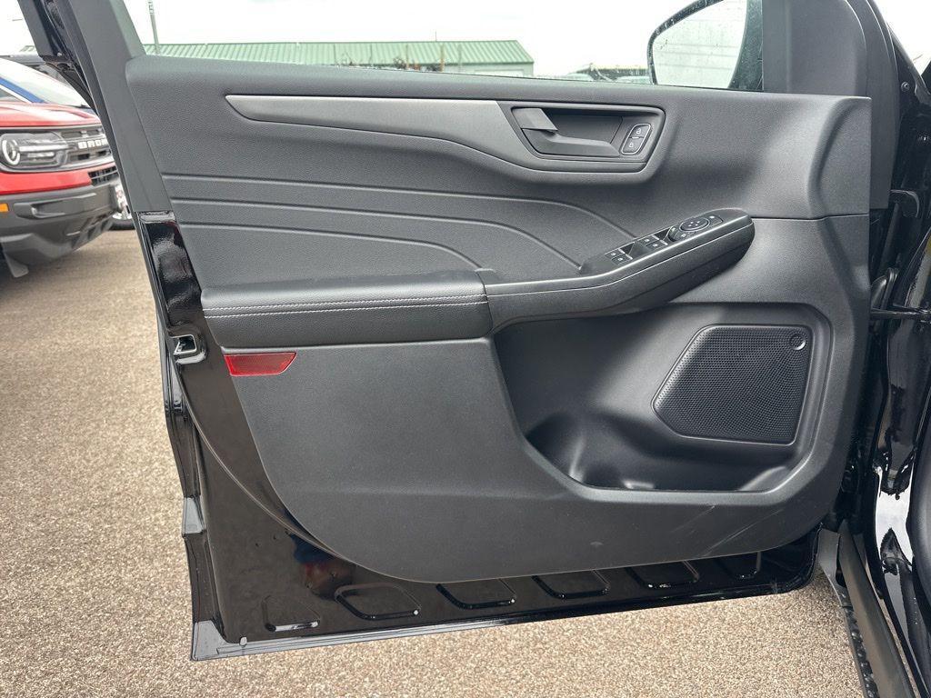 new 2026 Ford Escape car, priced at $29,921