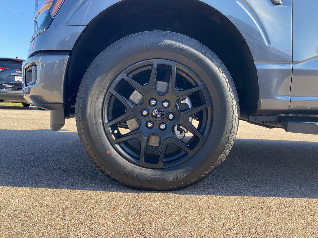 new 2025 Ford F-150 car, priced at $50,351