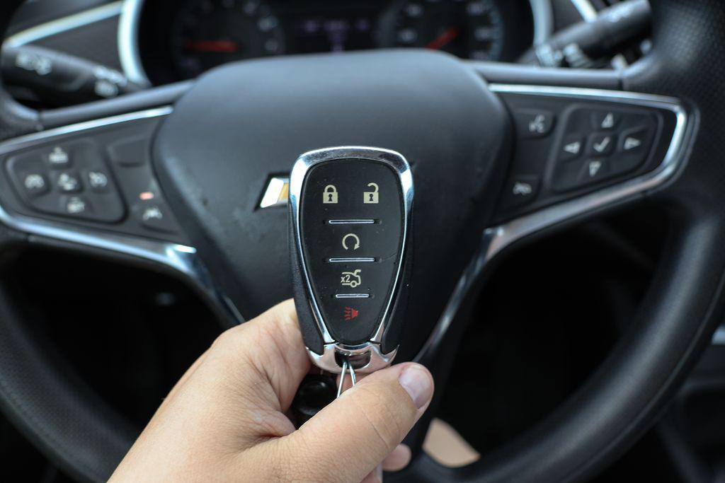 used 2023 Chevrolet Malibu car