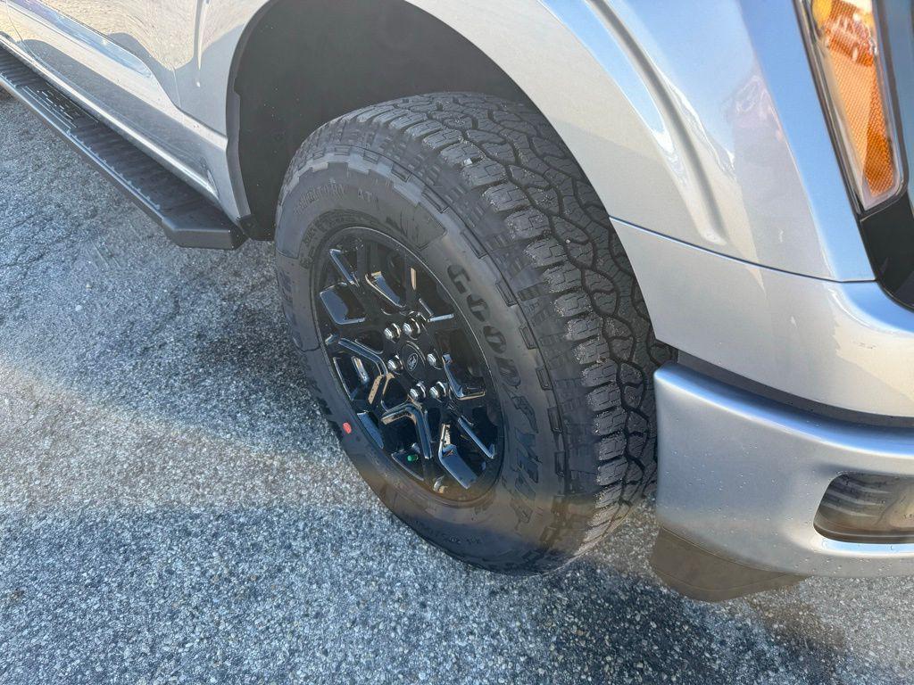 new 2025 Ford F-150 car, priced at $60,138