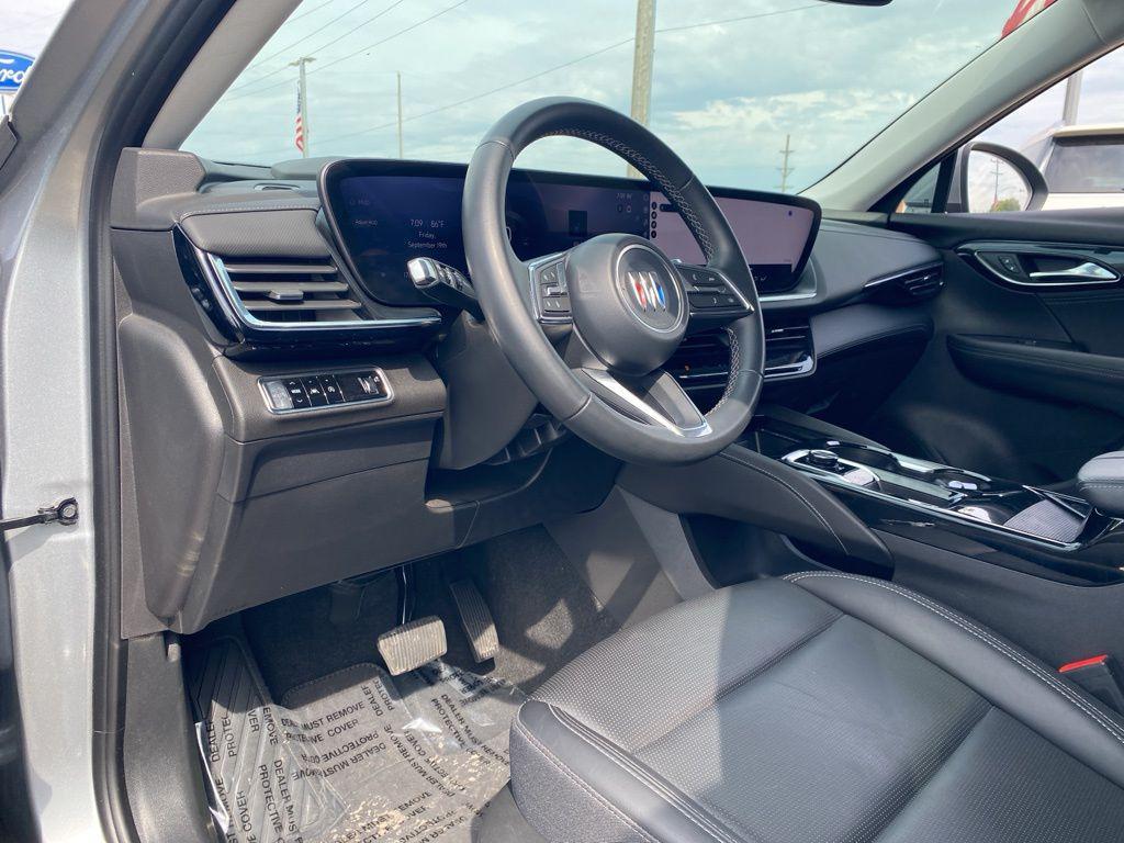 used 2024 Buick Envision car, priced at $27,489