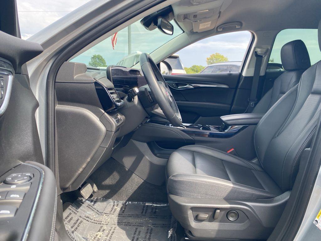 used 2024 Buick Envision car, priced at $27,489