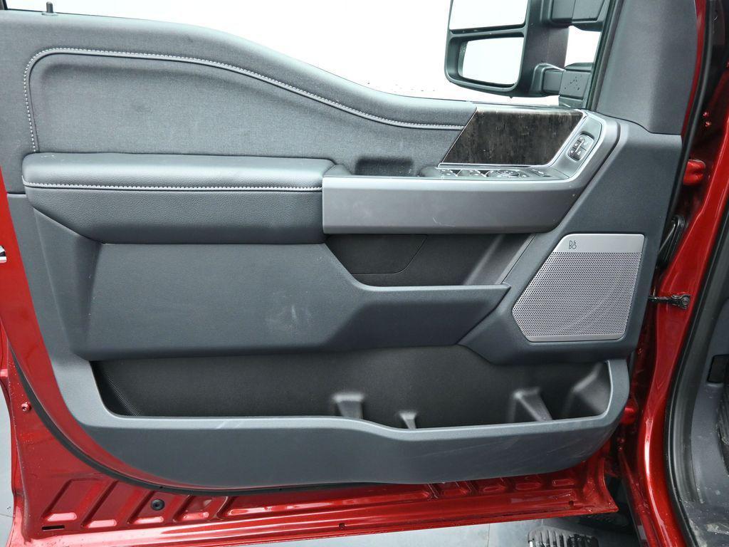 new 2025 Ford F-250 car, priced at $85,647