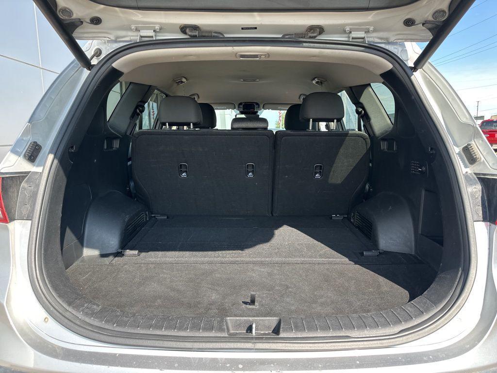 used 2023 Hyundai Santa Fe car, priced at $20,772