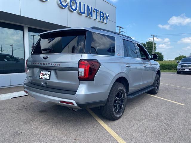 used 2024 Ford Expedition car, priced at $64,473