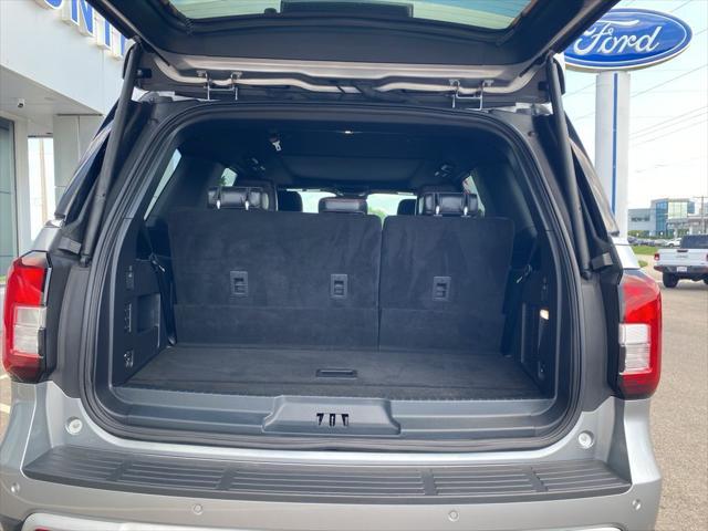 used 2024 Ford Expedition car, priced at $64,473