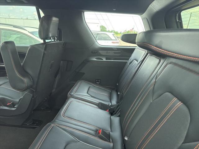 used 2024 Ford Expedition car, priced at $63,331
