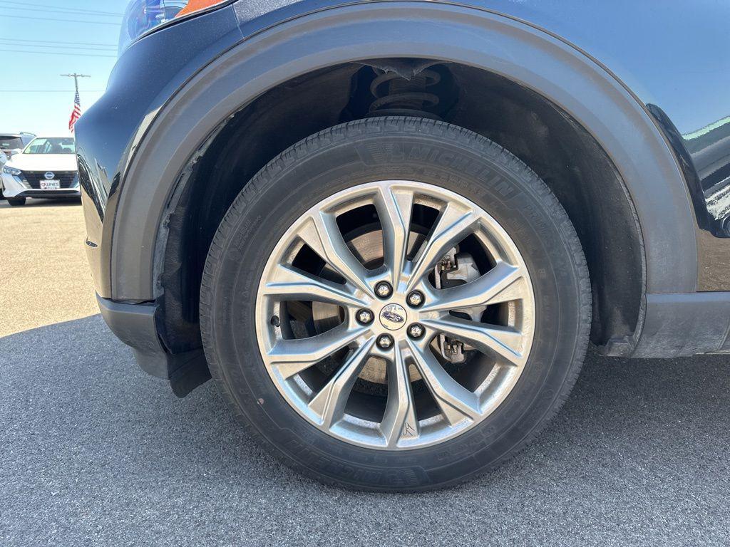 used 2024 Ford Explorer car, priced at $31,378