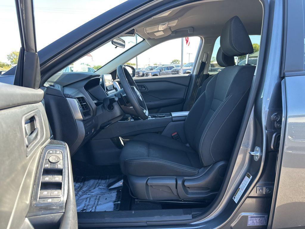 used 2024 Nissan Rogue car, priced at $20,402