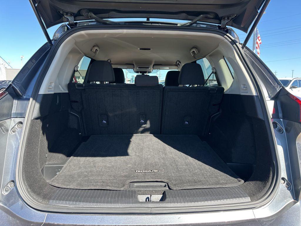 used 2024 Nissan Rogue car, priced at $20,402