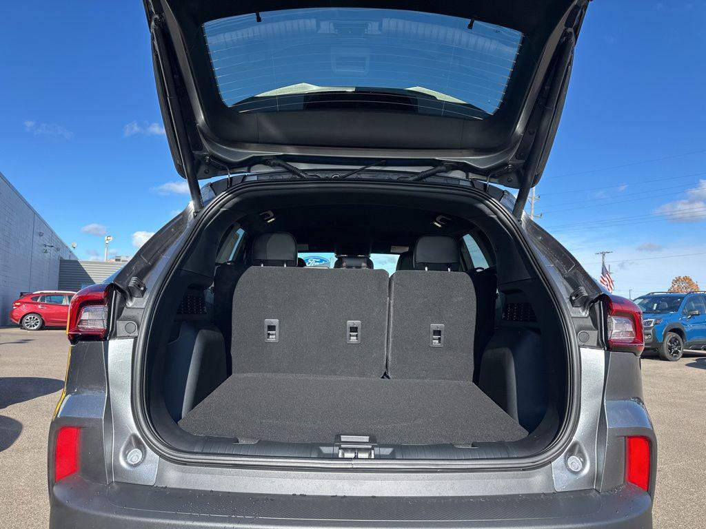 new 2026 Ford Escape car, priced at $31,847