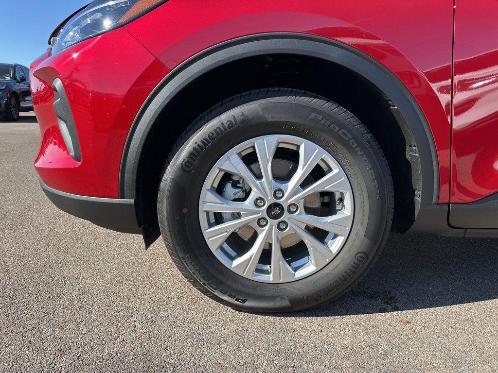 new 2026 Ford Escape car, priced at $31,572