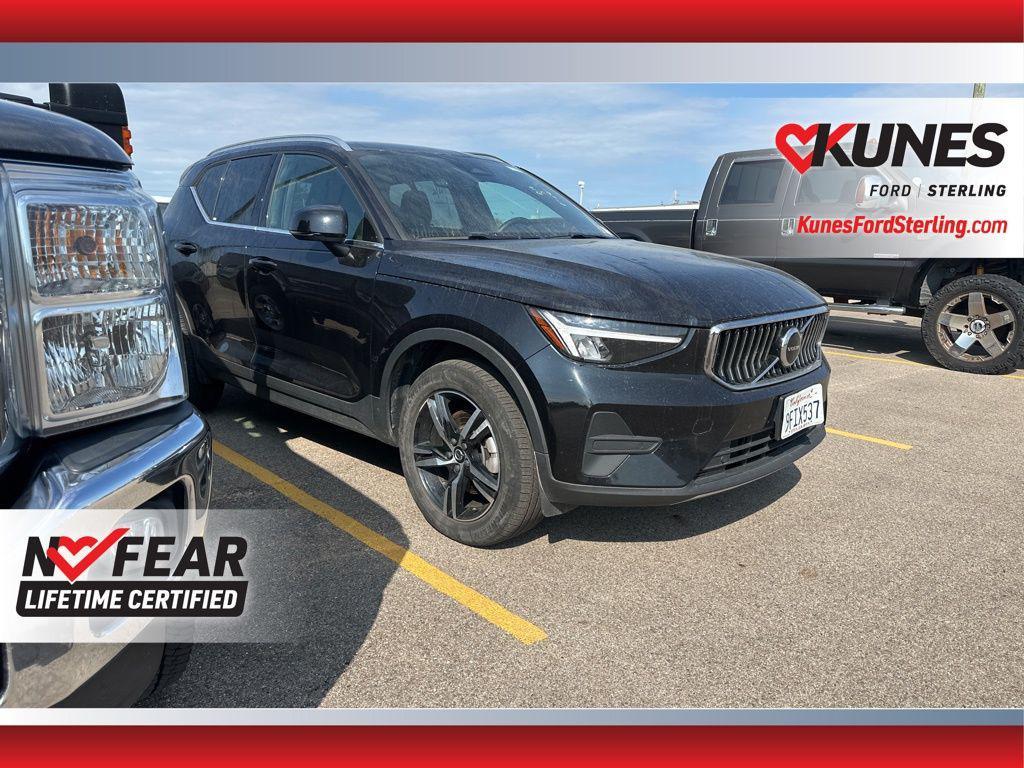 used 2024 Volvo XC40 car, priced at $26,997