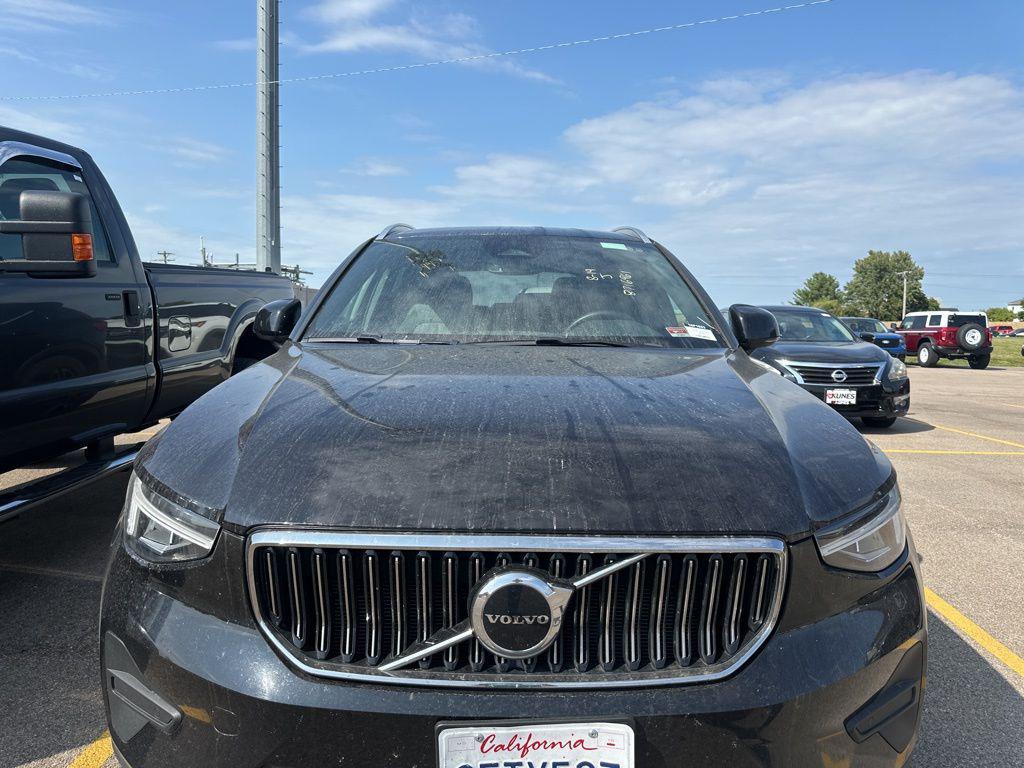 used 2024 Volvo XC40 car, priced at $26,997