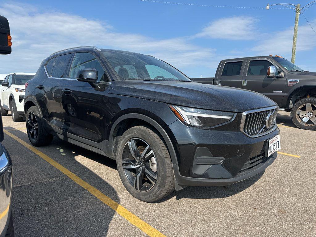 used 2024 Volvo XC40 car, priced at $26,997