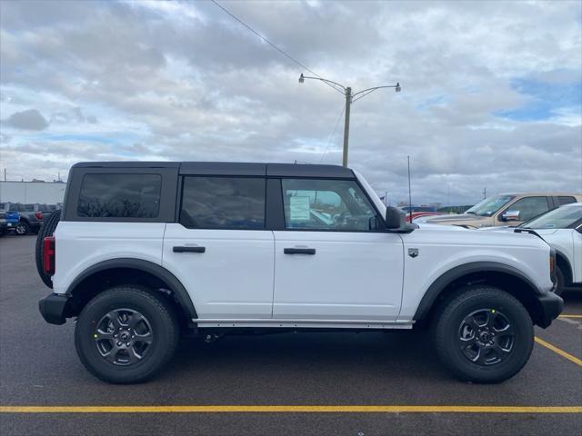 new 2024 Ford Bronco car, priced at $45,018