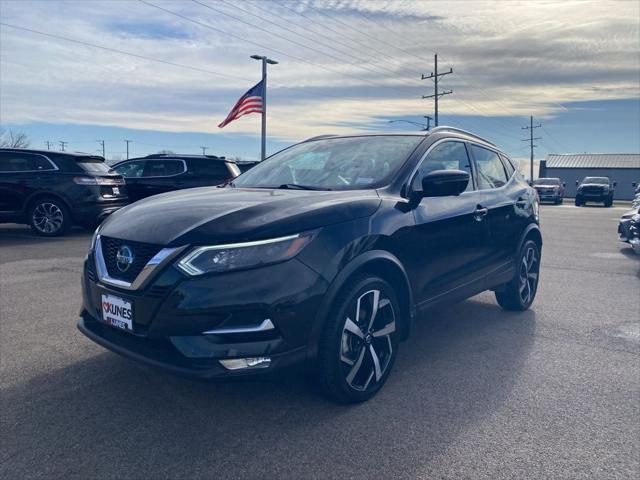 used 2022 Nissan Rogue Sport car, priced at $19,555