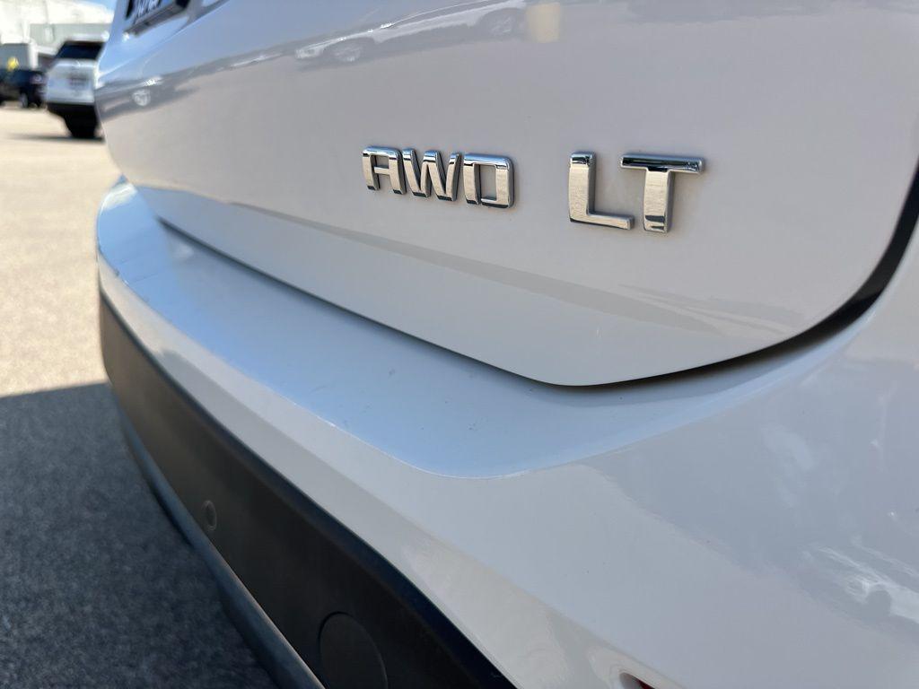 used 2024 Chevrolet Equinox car