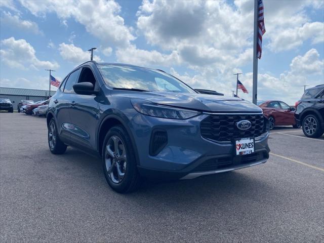 new 2025 Ford Escape car, priced at $31,980
