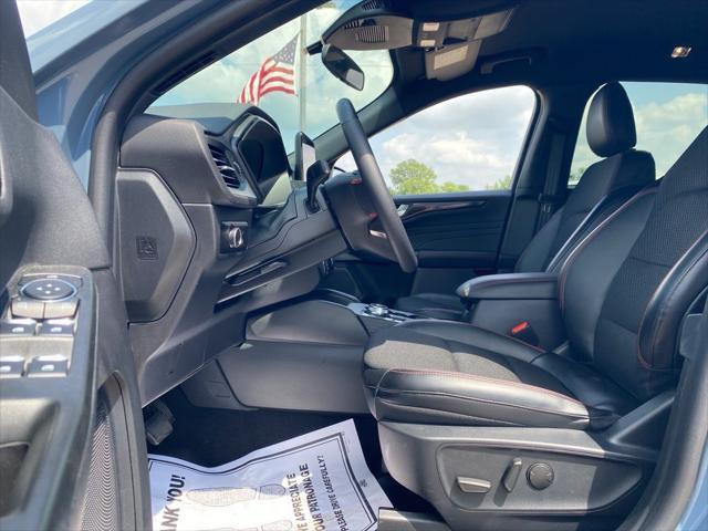 new 2025 Ford Escape car, priced at $31,980