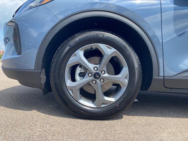 new 2025 Ford Escape car, priced at $31,980