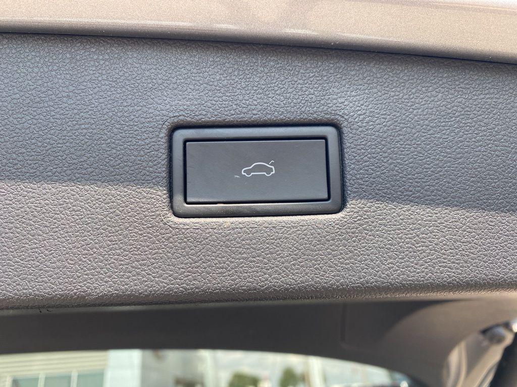 used 2024 Volkswagen Tiguan car, priced at $20,401