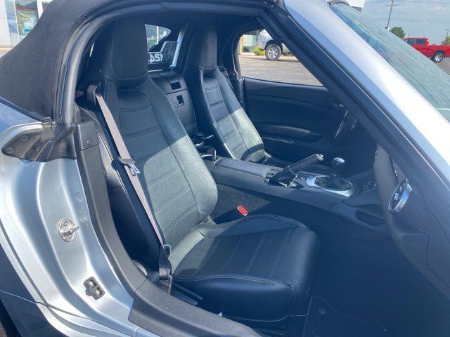 used 2018 FIAT 124 Spider car, priced at $17,995