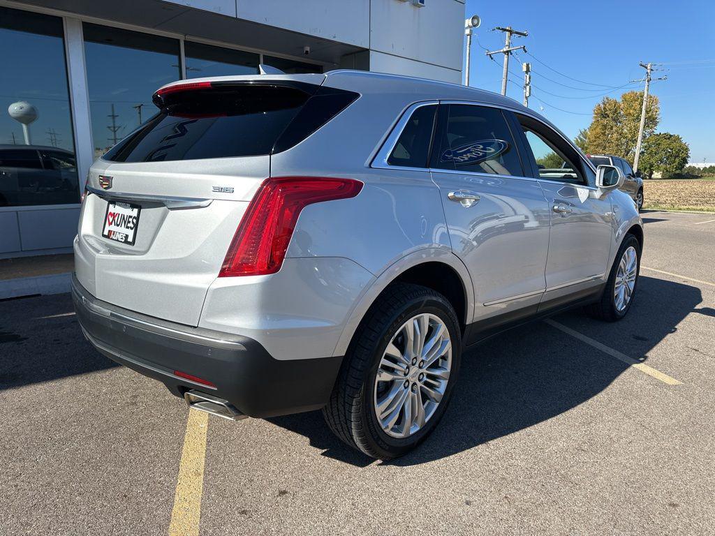 used 2017 Cadillac XT5 car, priced at $21,148