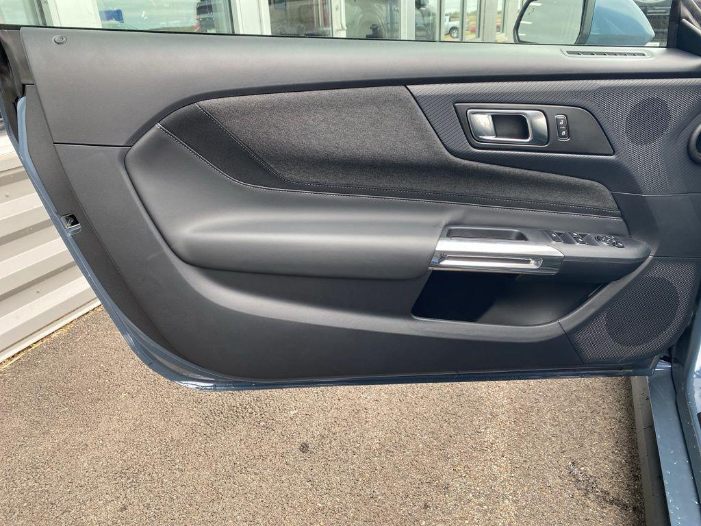 new 2025 Ford Mustang car, priced at $40,709