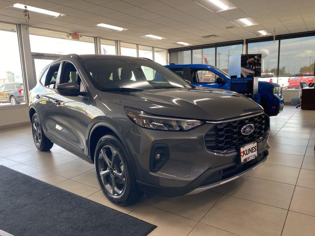 new 2025 Ford Escape car, priced at $30,841
