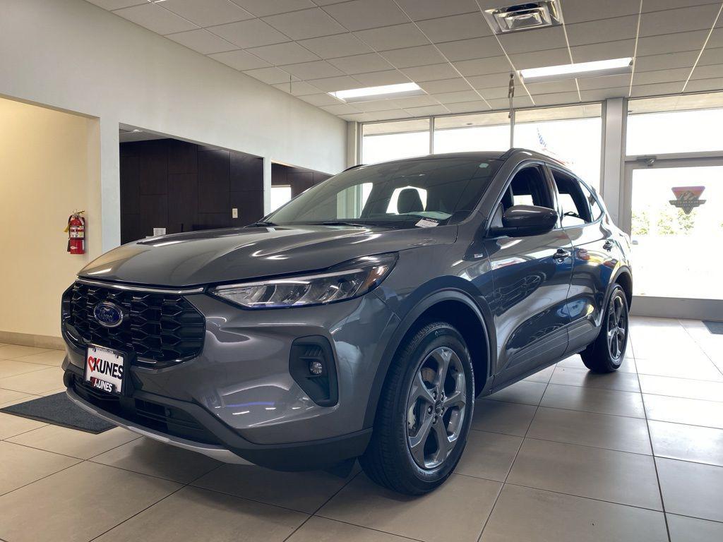 new 2025 Ford Escape car, priced at $30,841