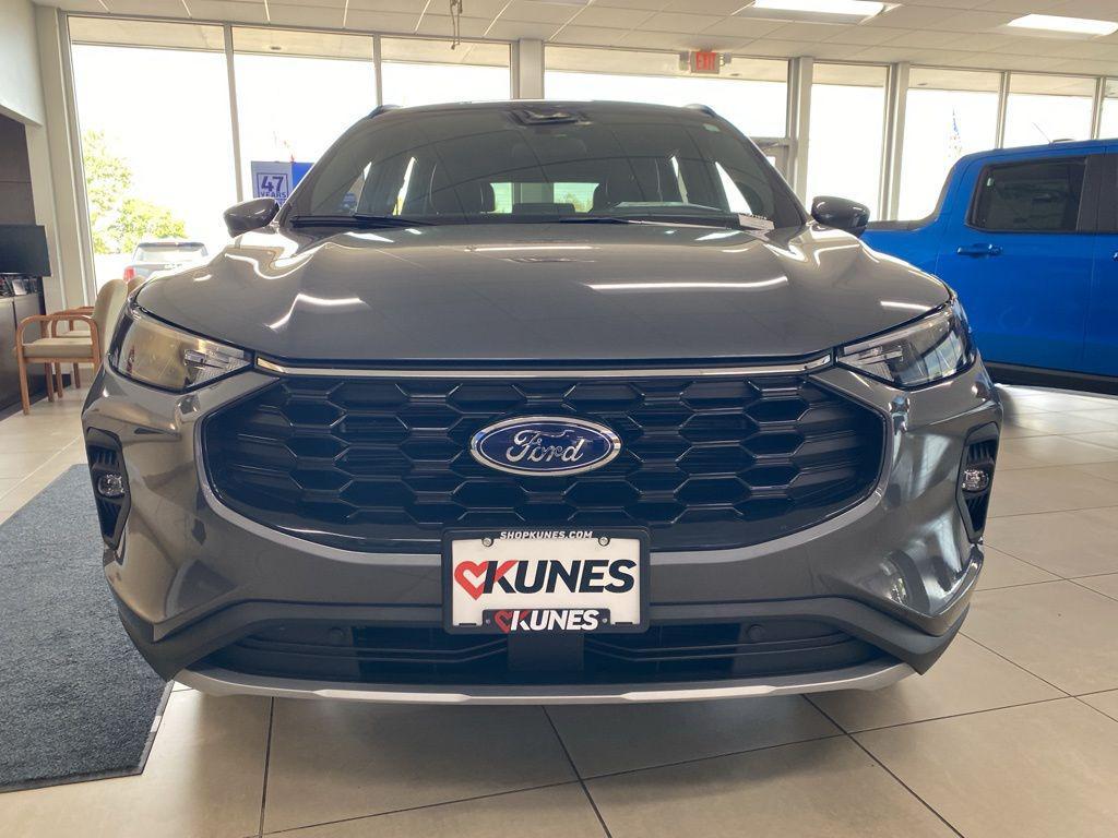 new 2025 Ford Escape car, priced at $30,841