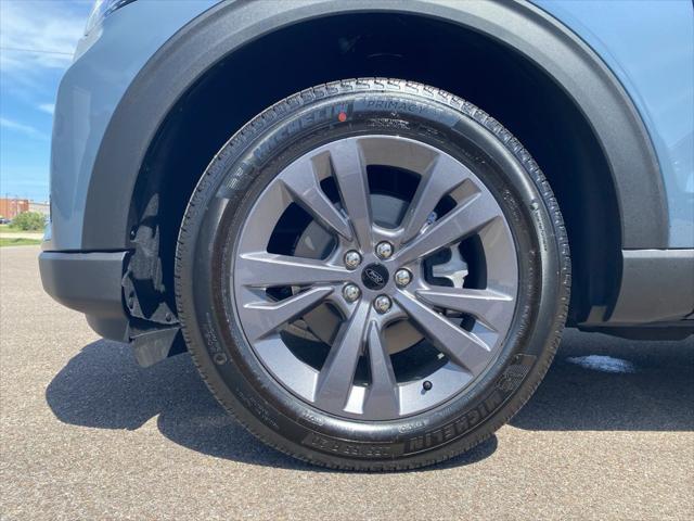 new 2025 Ford Explorer car, priced at $47,373