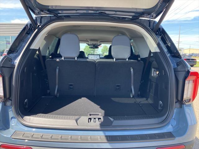 new 2025 Ford Explorer car, priced at $47,373