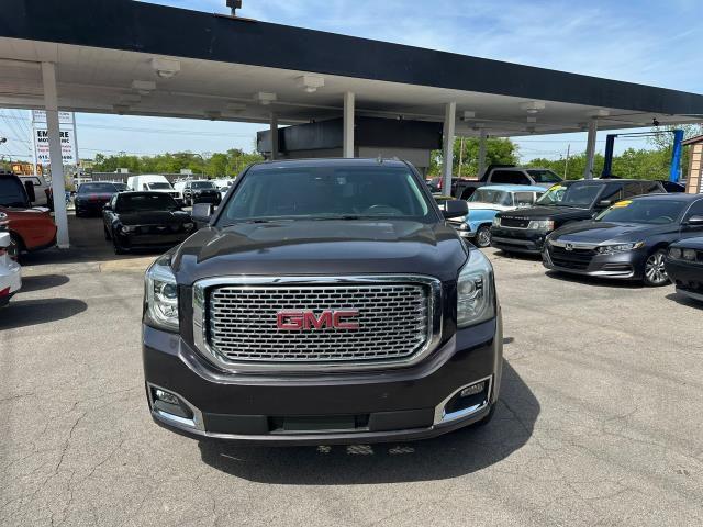 used 2015 GMC Yukon car, priced at $18,900