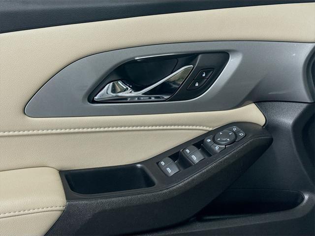 used 2022 Chevrolet Traverse car, priced at $34,719